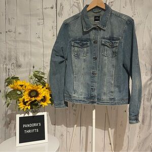 One 5 One Women’s Jean Denim Jacket Size XL Preowned
